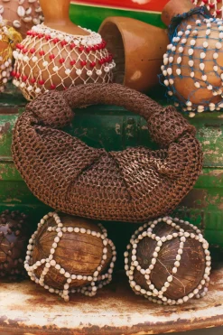 Raffiaraffia lopsy bag